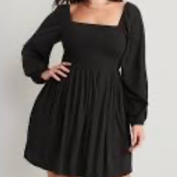 NWT GAP Little Black Dress Size Medium - Picture 1 of 5
